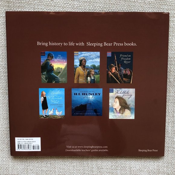 3 NEW Hardcovers: Voices of Gettysburg, Voices of The Alamo, B is for Battle Cry - Picture 10 of 10